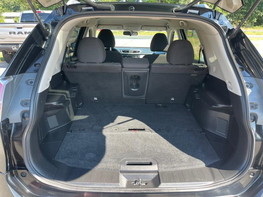 2016 Nissan Rogue AWD 4dr SV, available for sale in South Windsor, Connecticut | Mike And Tony Auto Sales, Inc. South Windsor, Connecticut 2016 Nissan Rogue AWD 4dr SV, available for sale in South Windsor, Connecticut | Mike And Tony Auto Sales, Inc. South Windsor, Connecticut