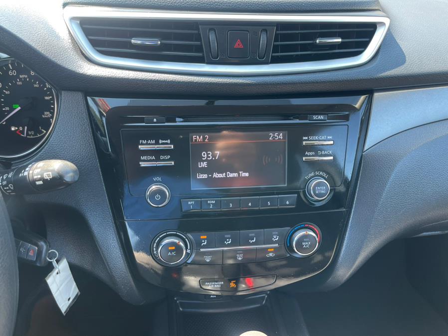 2016 Nissan Rogue AWD 4dr SV, available for sale in South Windsor, Connecticut | Mike And Tony Auto Sales, Inc. South Windsor, Connecticut 2016 Nissan Rogue AWD 4dr SV, available for sale in South Windsor, Connecticut | Mike And Tony Auto Sales, Inc. South Windsor, Connecticut