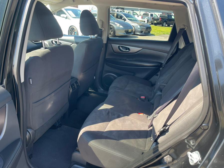 2016 Nissan Rogue AWD 4dr SV, available for sale in South Windsor, Connecticut | Mike And Tony Auto Sales, Inc. South Windsor, Connecticut 2016 Nissan Rogue AWD 4dr SV, available for sale in South Windsor, Connecticut | Mike And Tony Auto Sales, Inc. South Windsor, Connecticut
