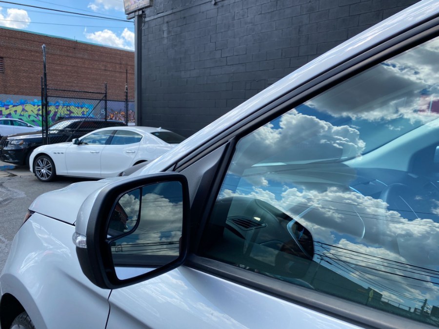2018 Ford Edge Sport AWD, available for sale in Newark, New Jersey | RT Auto Center LLC. Newark, New Jersey 2018 Ford Edge Sport AWD, available for sale in Newark, New Jersey | RT Auto Center LLC. Newark, New Jersey