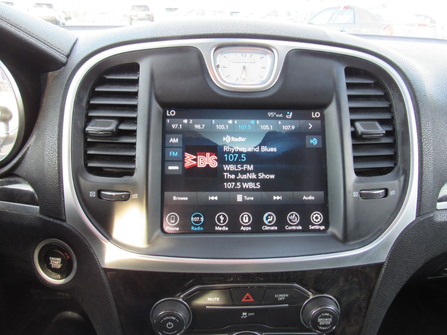 2019 Chrysler 300 Limited RWD, available for sale in Irvington, New Jersey | NJ Used Cars Center. Irvington, New Jersey 2019 Chrysler 300 Limited RWD, available for sale in Irvington, New Jersey | NJ Used Cars Center. Irvington, New Jersey