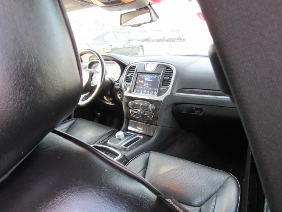 2019 Chrysler 300 Limited RWD, available for sale in Irvington, New Jersey | NJ Used Cars Center. Irvington, New Jersey 2019 Chrysler 300 Limited RWD, available for sale in Irvington, New Jersey | NJ Used Cars Center. Irvington, New Jersey