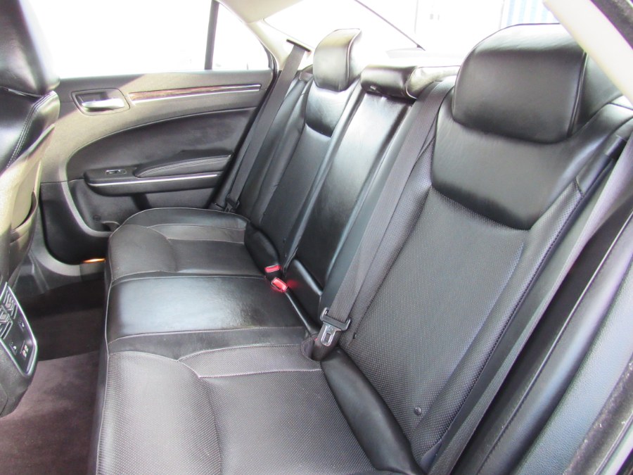 2019 Chrysler 300 Limited RWD, available for sale in Irvington, New Jersey | NJ Used Cars Center. Irvington, New Jersey 2019 Chrysler 300 Limited RWD, available for sale in Irvington, New Jersey | NJ Used Cars Center. Irvington, New Jersey