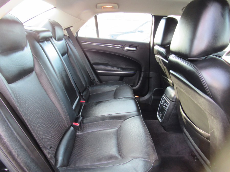 2019 Chrysler 300 Limited RWD, available for sale in Irvington, New Jersey | NJ Used Cars Center. Irvington, New Jersey 2019 Chrysler 300 Limited RWD, available for sale in Irvington, New Jersey | NJ Used Cars Center. Irvington, New Jersey