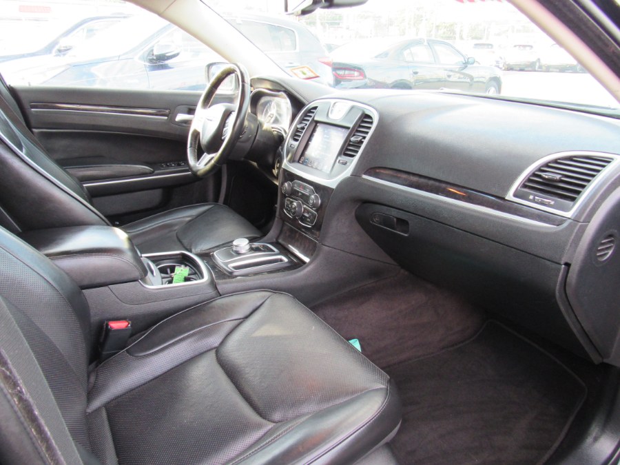 2019 Chrysler 300 Limited RWD, available for sale in Irvington, New Jersey | NJ Used Cars Center. Irvington, New Jersey 2019 Chrysler 300 Limited RWD, available for sale in Irvington, New Jersey | NJ Used Cars Center. Irvington, New Jersey