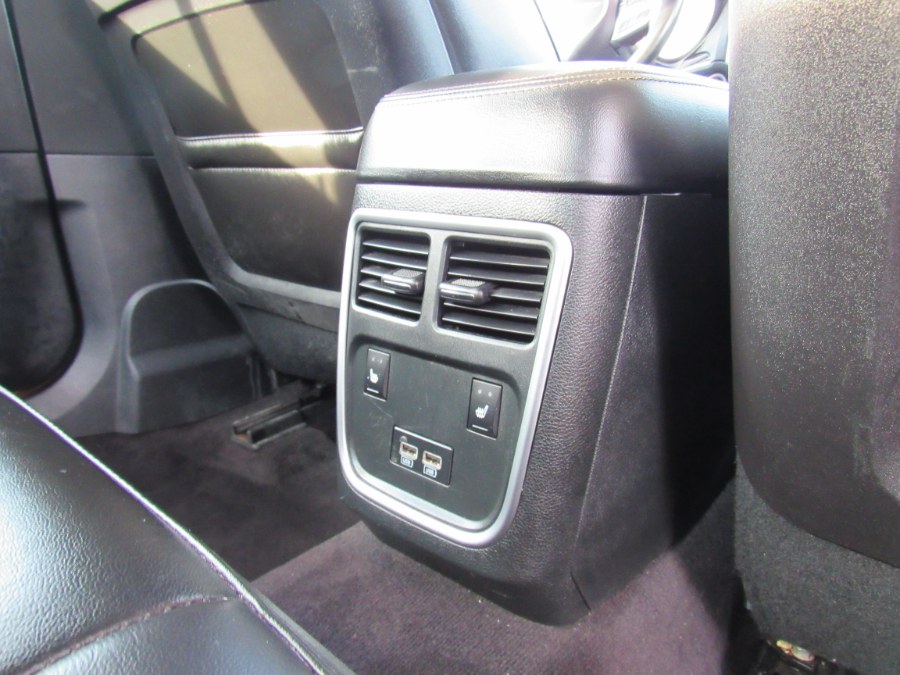 2019 Chrysler 300 Limited RWD, available for sale in Irvington, New Jersey | NJ Used Cars Center. Irvington, New Jersey 2019 Chrysler 300 Limited RWD, available for sale in Irvington, New Jersey | NJ Used Cars Center. Irvington, New Jersey