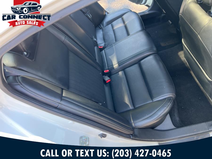 Used Nissan Maxima SL 3.5L 2017 | Car Connect Auto Sales LLC. Waterbury, Connecticut Used Nissan Maxima SL 3.5L 2017 | Car Connect Auto Sales LLC. Waterbury, Connecticut
