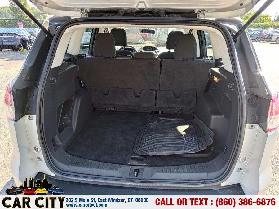 2014 Ford Escape FWD 4dr S, available for sale in East Windsor, Connecticut | Car City LLC. East Windsor, Connecticut 2014 Ford Escape FWD 4dr S, available for sale in East Windsor, Connecticut | Car City LLC. East Windsor, Connecticut