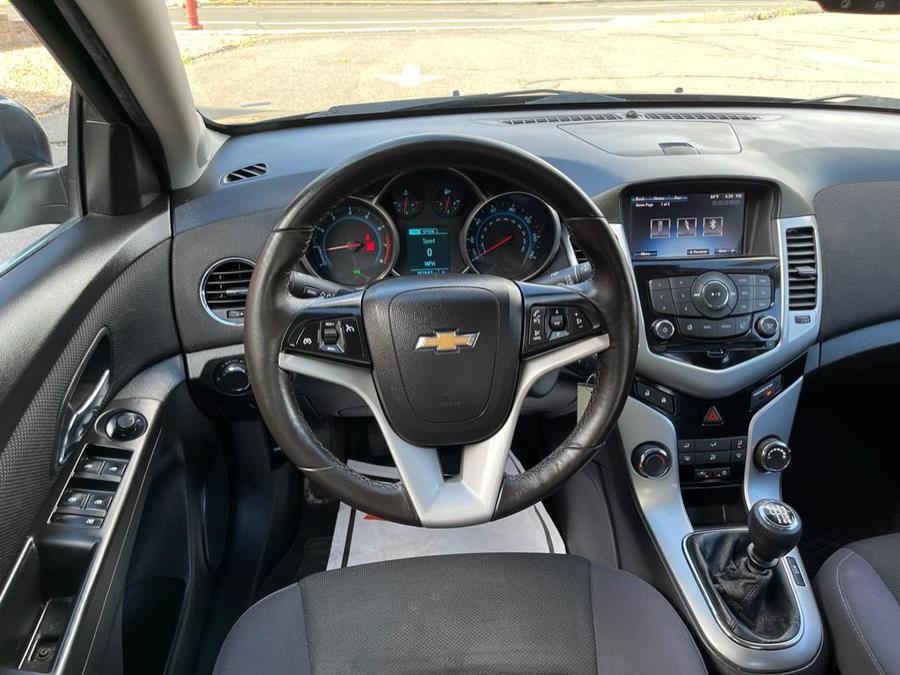 2014 Chevrolet Cruze 4dr Sdn Man 1LT, available for sale in New Britain, Connecticut | Supreme Automotive. New Britain, Connecticut 2014 Chevrolet Cruze 4dr Sdn Man 1LT, available for sale in New Britain, Connecticut | Supreme Automotive. New Britain, Connecticut