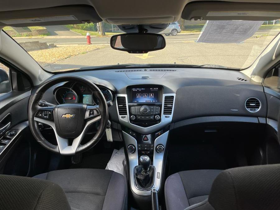2014 Chevrolet Cruze 4dr Sdn Man 1LT, available for sale in New Britain, Connecticut | Supreme Automotive. New Britain, Connecticut 2014 Chevrolet Cruze 4dr Sdn Man 1LT, available for sale in New Britain, Connecticut | Supreme Automotive. New Britain, Connecticut