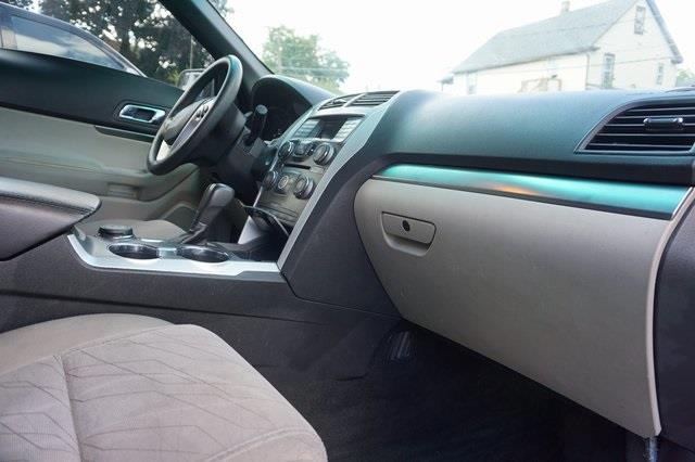 Used Ford Explorer Base 2015 | Blasius Federal Road. Brookfield, Connecticut Used Ford Explorer Base 2015 | Blasius Federal Road. Brookfield, Connecticut