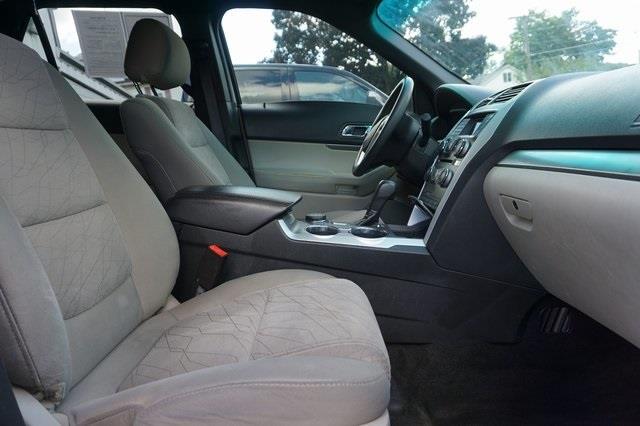 Used Ford Explorer Base 2015 | Blasius Federal Road. Brookfield, Connecticut Used Ford Explorer Base 2015 | Blasius Federal Road. Brookfield, Connecticut