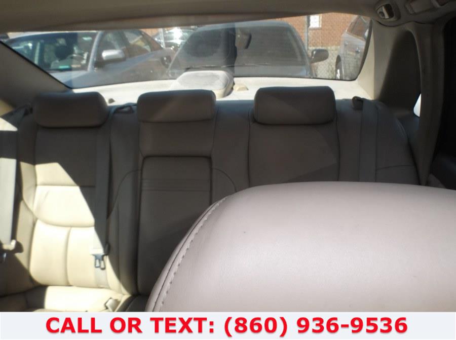 Used Toyota Avalon 4DR 2004 | Lee Motors Sales Inc. Hartford, Connecticut Used Toyota Avalon 4DR 2004 | Lee Motors Sales Inc. Hartford, Connecticut