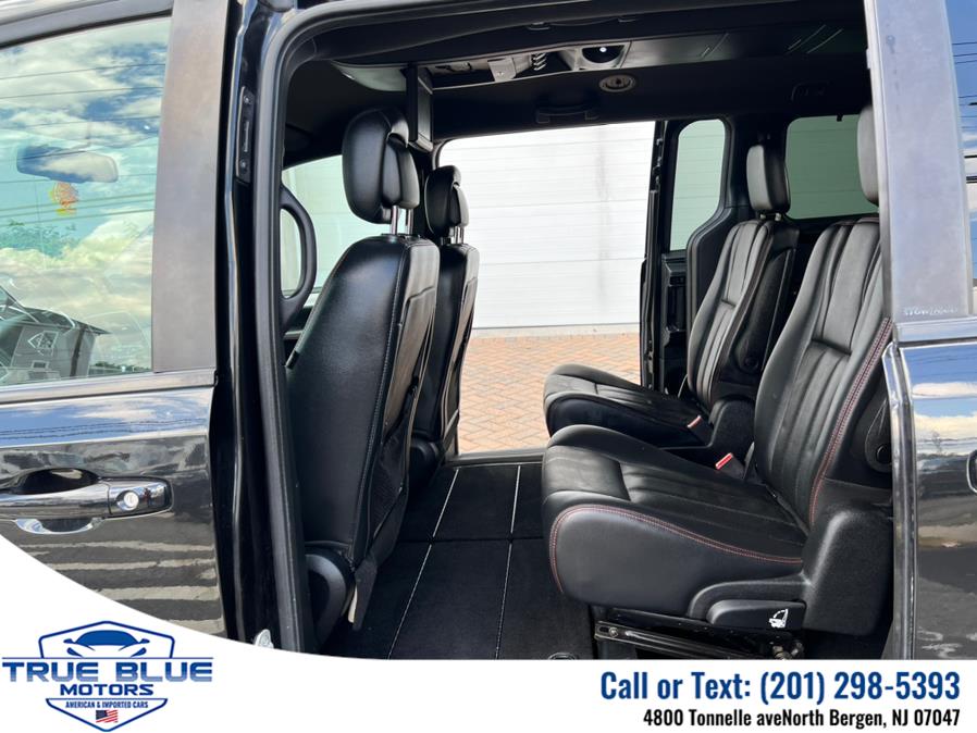 Used Dodge Grand Caravan 4dr Wgn R/T 2012 | True Blue Motors. North Bergen, New Jersey Used Dodge Grand Caravan 4dr Wgn R/T 2012 | True Blue Motors. North Bergen, New Jersey