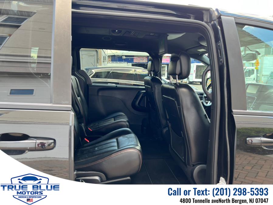 Used Dodge Grand Caravan 4dr Wgn R/T 2012 | True Blue Motors. North Bergen, New Jersey Used Dodge Grand Caravan 4dr Wgn R/T 2012 | True Blue Motors. North Bergen, New Jersey