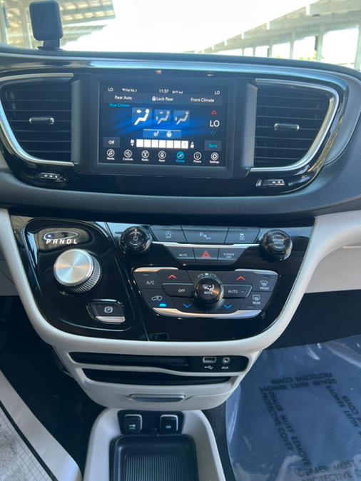 2020 Chrysler Pacifica Touring L FWD, available for sale in Garfield, New Jersey | Mikes Auto Sales LLC. Garfield, New Jersey 2020 Chrysler Pacifica Touring L FWD, available for sale in Garfield, New Jersey | Mikes Auto Sales LLC. Garfield, New Jersey