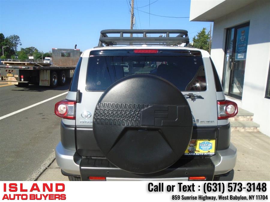 Used Toyota Fj Cruiser Base 4x4 4dr SUV 5A 2014 | Island Auto Buyers. West Babylon, New York Used Toyota Fj Cruiser Base 4x4 4dr SUV 5A 2014 | Island Auto Buyers. West Babylon, New York