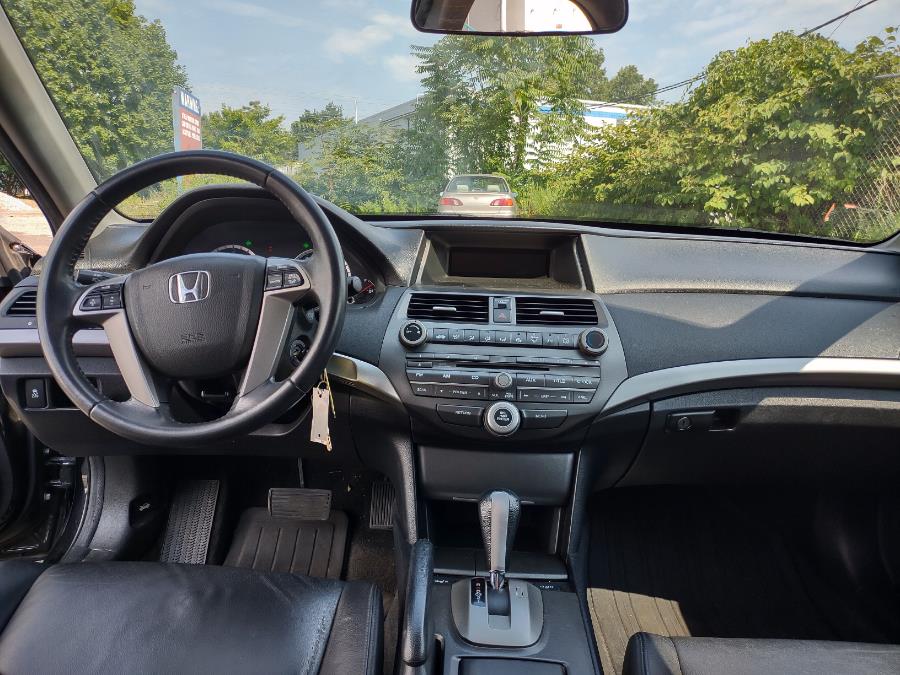 2012 Honda Accord Sdn 4dr I4 Auto SE, available for sale in Milford, Connecticut | Dealertown Auto Wholesalers. Milford, Connecticut 2012 Honda Accord Sdn 4dr I4 Auto SE, available for sale in Milford, Connecticut | Dealertown Auto Wholesalers. Milford, Connecticut