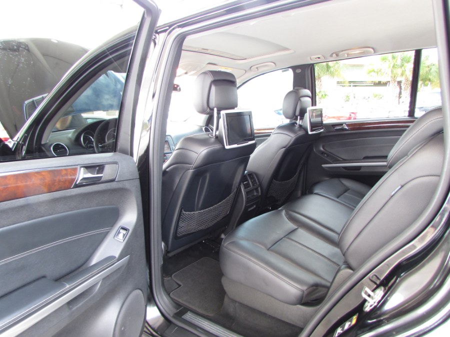 Used Mercedes-Benz GL-Class 4MATIC 4dr GL450 2012 | VIP Auto Enterprise, Inc. Orlando, Florida Used Mercedes-Benz GL-Class 4MATIC 4dr GL450 2012 | VIP Auto Enterprise, Inc. Orlando, Florida