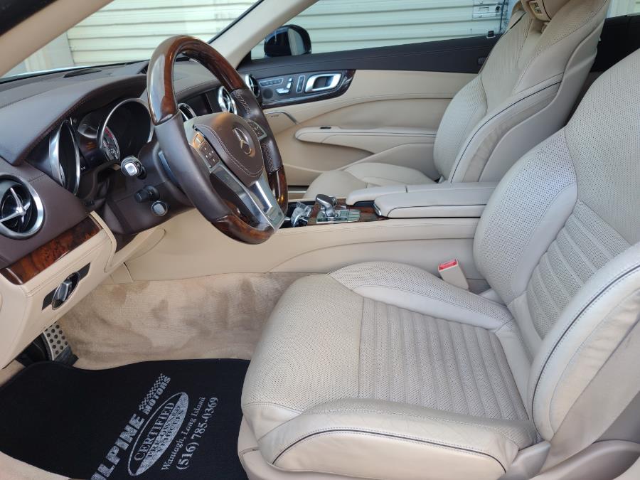 2014 Mercedes-Benz SL-Class 2dr Roadster SL 550, available for sale in Wantagh, New York | Alpine Motors Inc. Wantagh, New York 2014 Mercedes-Benz SL-Class 2dr Roadster SL 550, available for sale in Wantagh, New York | Alpine Motors Inc. Wantagh, New York