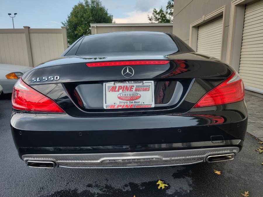 2014 Mercedes-Benz SL-Class 2dr Roadster SL 550, available for sale in Wantagh, New York | Alpine Motors Inc. Wantagh, New York 2014 Mercedes-Benz SL-Class 2dr Roadster SL 550, available for sale in Wantagh, New York | Alpine Motors Inc. Wantagh, New York