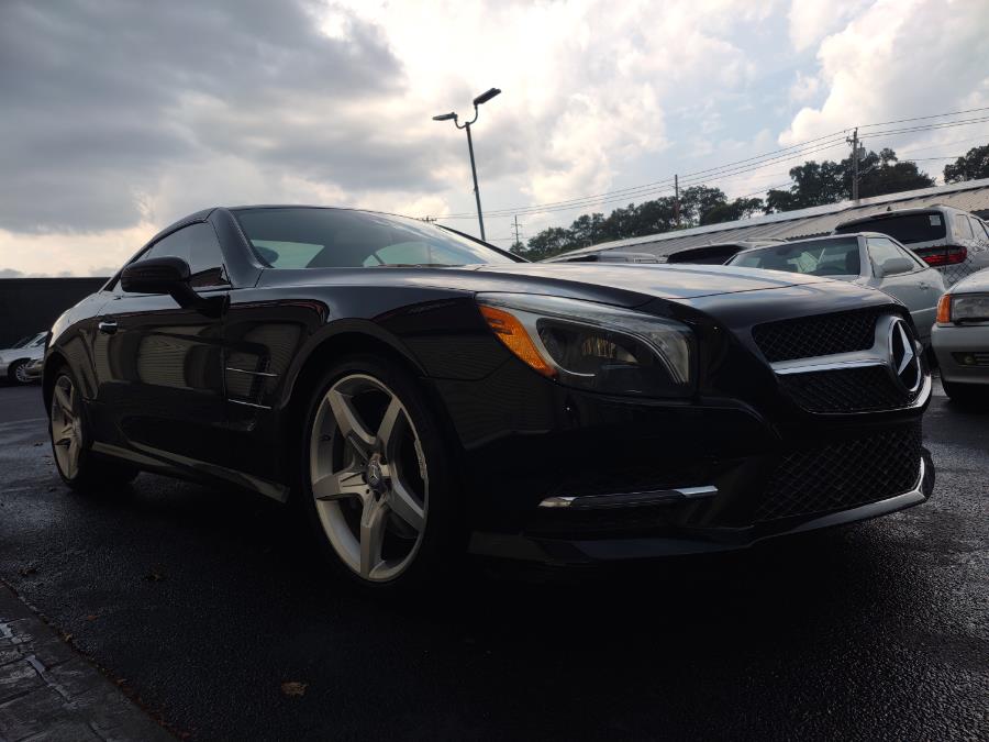 2014 Mercedes-Benz SL-Class 2dr Roadster SL 550, available for sale in Wantagh, New York | Alpine Motors Inc. Wantagh, New York 2014 Mercedes-Benz SL-Class 2dr Roadster SL 550, available for sale in Wantagh, New York | Alpine Motors Inc. Wantagh, New York