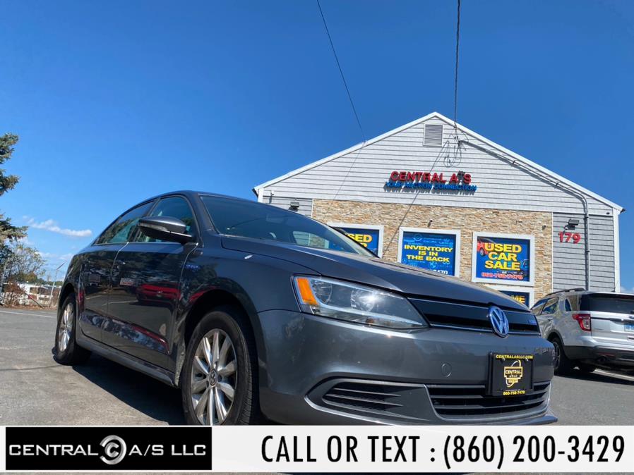 2014 Volkswagen Jetta Sedan 4dr DSG Hybrid SE, available for sale in East Windsor, Connecticut | Central A/S LLC. East Windsor, Connecticut 2014 Volkswagen Jetta Sedan 4dr DSG Hybrid SE, available for sale in East Windsor, Connecticut | Central A/S LLC. East Windsor, Connecticut