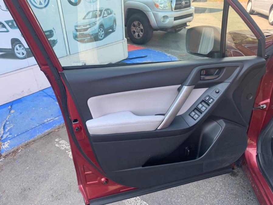 2014 Subaru Forester 4dr Auto 2.5i PZEV, available for sale in Taunton, Massachusetts | Rt 138 Auto Center Inc . Taunton, Massachusetts 2014 Subaru Forester 4dr Auto 2.5i PZEV, available for sale in Taunton, Massachusetts | Rt 138 Auto Center Inc . Taunton, Massachusetts