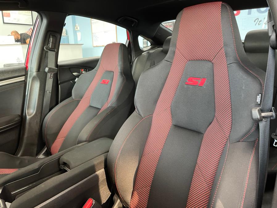 2020 Honda Civic Si Sedan Manual, available for sale in Inwood, New York | 5 Towns Drive. Inwood, New York 2020 Honda Civic Si Sedan Manual, available for sale in Inwood, New York | 5 Towns Drive. Inwood, New York