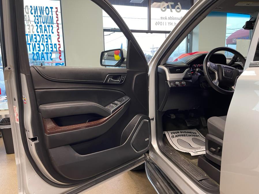 2015 GMC Yukon XL 4WD 4dr SLE, available for sale in Inwood, New York | 5 Towns Drive. Inwood, New York 2015 GMC Yukon XL 4WD 4dr SLE, available for sale in Inwood, New York | 5 Towns Drive. Inwood, New York