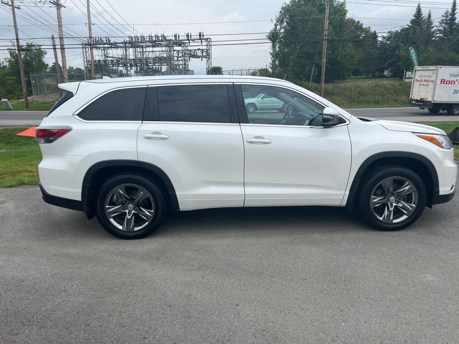 2015 Toyota Highlander AWD 4dr V6 XLE (Natl), available for sale in Bangor , Maine | Pray's Auto Sales . Bangor , Maine 2015 Toyota Highlander AWD 4dr V6 XLE (Natl), available for sale in Bangor , Maine | Pray's Auto Sales . Bangor , Maine