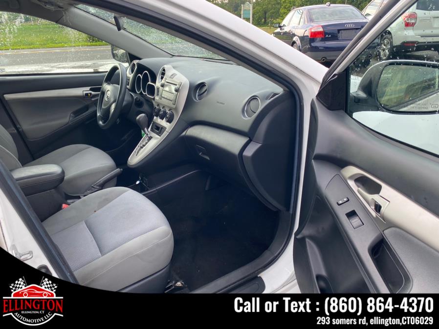2009 Toyota Matrix 5dr Wgn Auto S AWD (Natl), available for sale in Ellington, Connecticut | Ellington Automotive LLC. Ellington, Connecticut 2009 Toyota Matrix 5dr Wgn Auto S AWD (Natl), available for sale in Ellington, Connecticut | Ellington Automotive LLC. Ellington, Connecticut