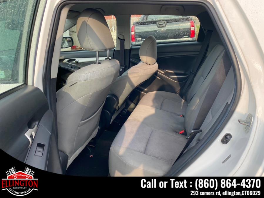 2009 Toyota Matrix 5dr Wgn Auto S AWD (Natl), available for sale in Ellington, Connecticut | Ellington Automotive LLC. Ellington, Connecticut 2009 Toyota Matrix 5dr Wgn Auto S AWD (Natl), available for sale in Ellington, Connecticut | Ellington Automotive LLC. Ellington, Connecticut