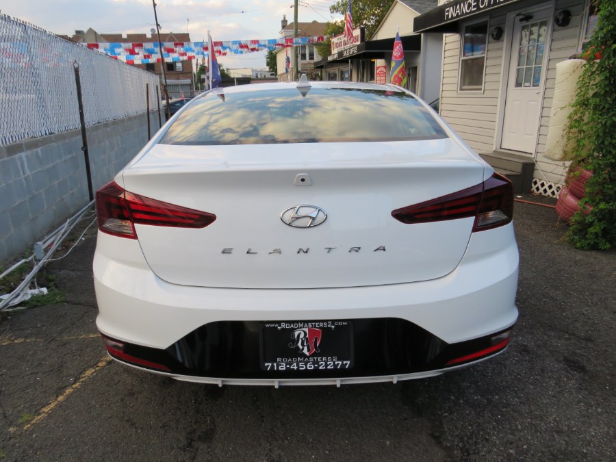 Used Hyundai Elantra SEL AUTO 2020 | Road Masters II INC. Middle Village, New York Used Hyundai Elantra SEL AUTO 2020 | Road Masters II INC. Middle Village, New York