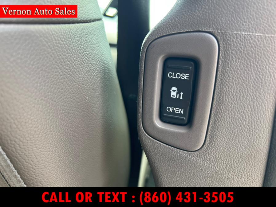 2014 Honda Odyssey 5dr Touring Elite, available for sale in Manchester, Connecticut | Vernon Auto Sale & Service. Manchester, Connecticut 2014 Honda Odyssey 5dr Touring Elite, available for sale in Manchester, Connecticut | Vernon Auto Sale & Service. Manchester, Connecticut