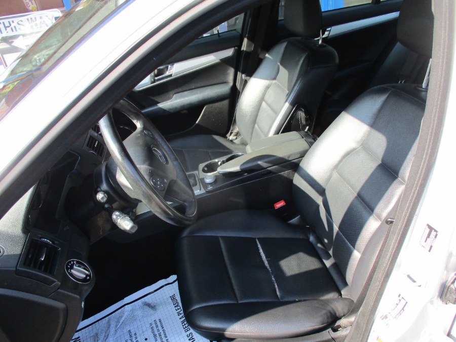 2010 Mercedes-Benz C-Class C300, available for sale in Meriden, Connecticut | Cos Central Auto. Meriden, Connecticut 2010 Mercedes-Benz C-Class C300, available for sale in Meriden, Connecticut | Cos Central Auto. Meriden, Connecticut