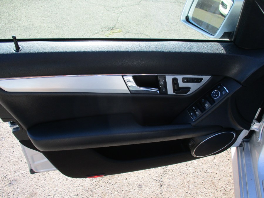 2010 Mercedes-Benz C-Class C300, available for sale in Meriden, Connecticut | Cos Central Auto. Meriden, Connecticut 2010 Mercedes-Benz C-Class C300, available for sale in Meriden, Connecticut | Cos Central Auto. Meriden, Connecticut