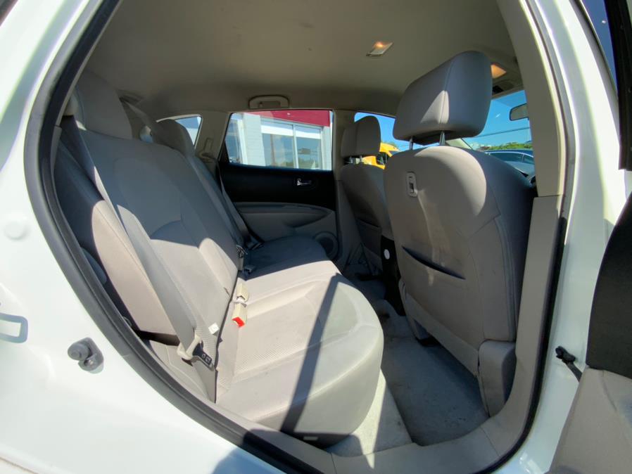 2014 Nissan Rogue Select AWD 4dr S, available for sale in Hartford, Connecticut | Franklin Motors Auto Sales LLC. Hartford, Connecticut 2014 Nissan Rogue Select AWD 4dr S, available for sale in Hartford, Connecticut | Franklin Motors Auto Sales LLC. Hartford, Connecticut