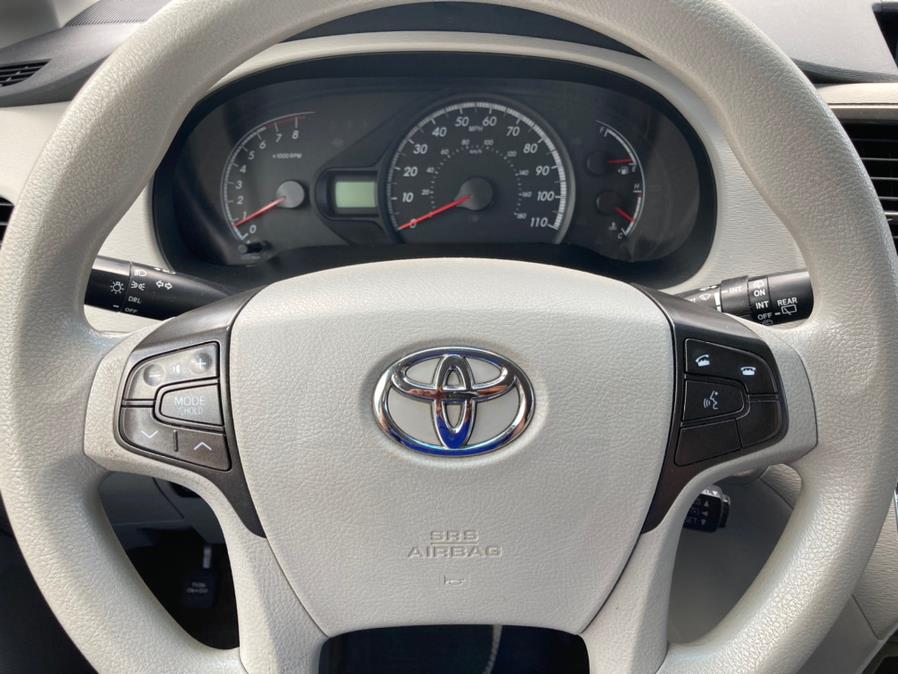 Used Toyota Sienna 5dr 8-Pass Van V6 LE FWD (Natl) 2014 | Carsbuck Inc.. Brooklyn, New York Used Toyota Sienna 5dr 8-Pass Van V6 LE FWD (Natl) 2014 | Carsbuck Inc.. Brooklyn, New York