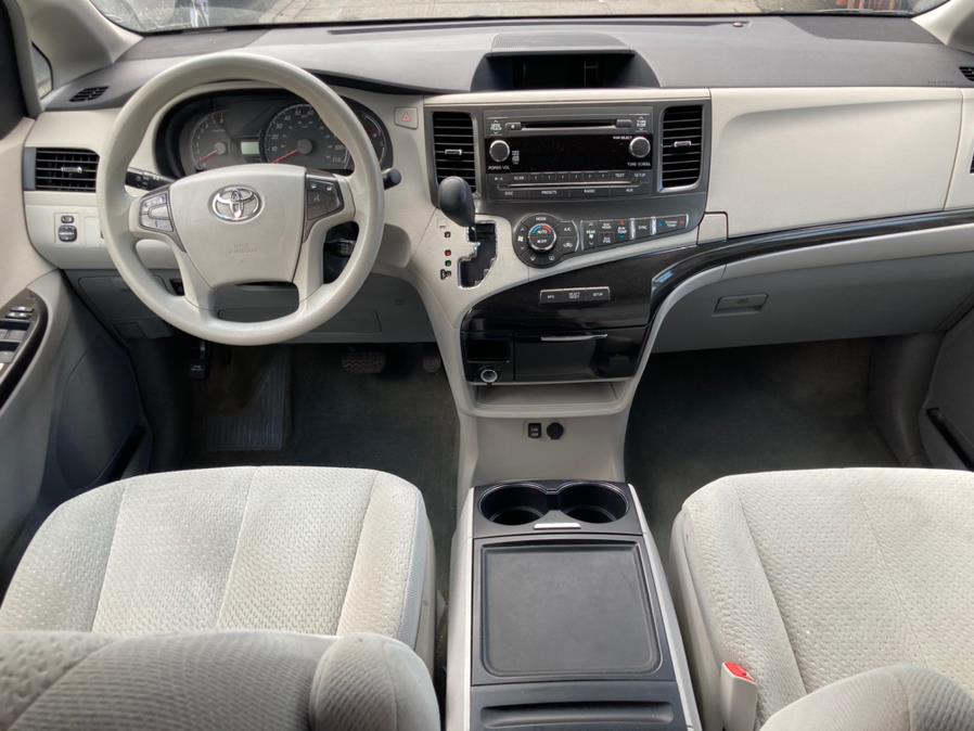 Used Toyota Sienna 5dr 8-Pass Van V6 LE FWD (Natl) 2014 | Carsbuck Inc.. Brooklyn, New York Used Toyota Sienna 5dr 8-Pass Van V6 LE FWD (Natl) 2014 | Carsbuck Inc.. Brooklyn, New York