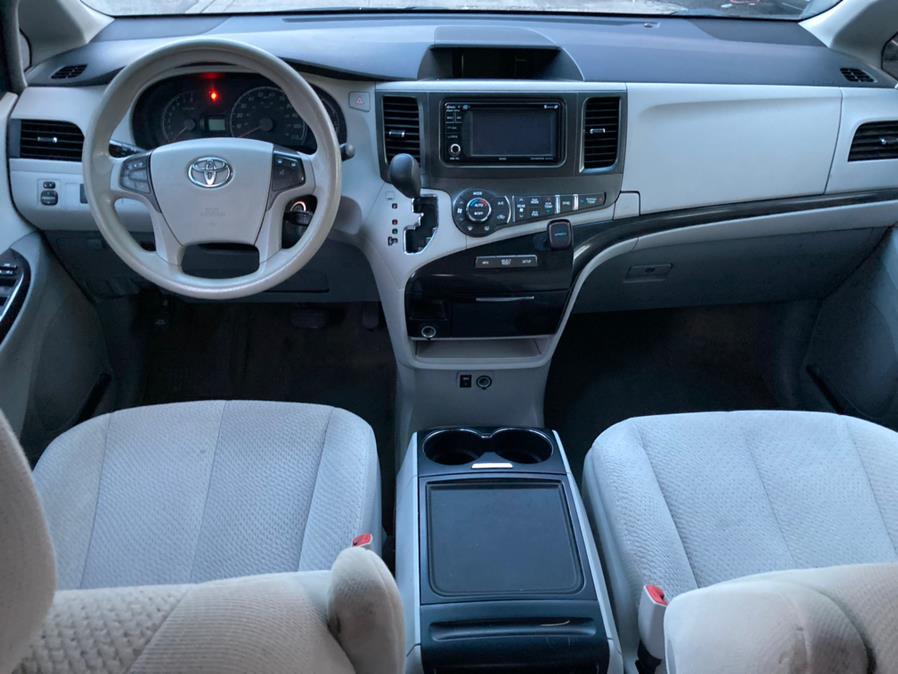 2014 Toyota Sienna 5dr 7-Pass Van V6 LE AWD (Natl), available for sale in Brooklyn, New York | Carsbuck Inc.. Brooklyn, New York 2014 Toyota Sienna 5dr 7-Pass Van V6 LE AWD (Natl), available for sale in Brooklyn, New York | Carsbuck Inc.. Brooklyn, New York