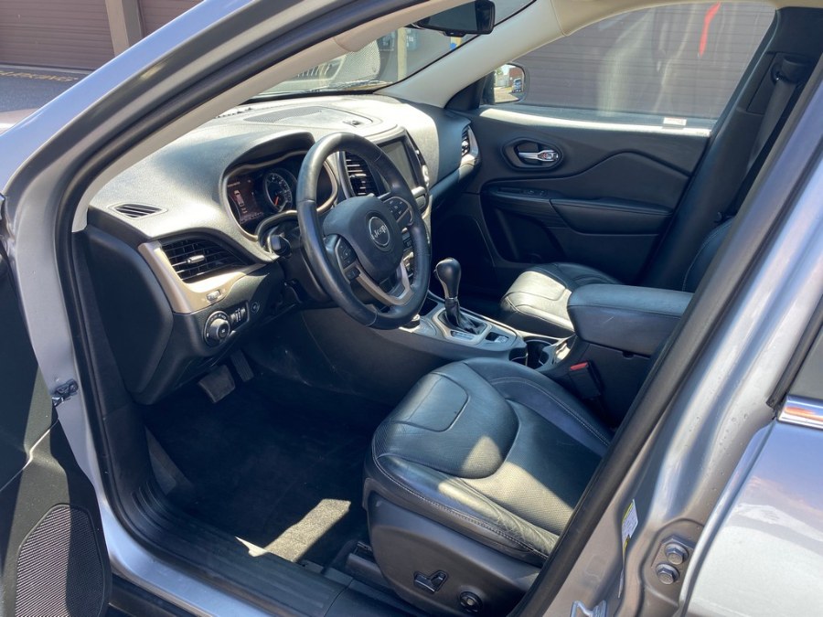 Used Jeep Cherokee 4WD 4dr Limited 2015 | Union Street Auto Sales. West Springfield, Massachusetts Used Jeep Cherokee 4WD 4dr Limited 2015 | Union Street Auto Sales. West Springfield, Massachusetts