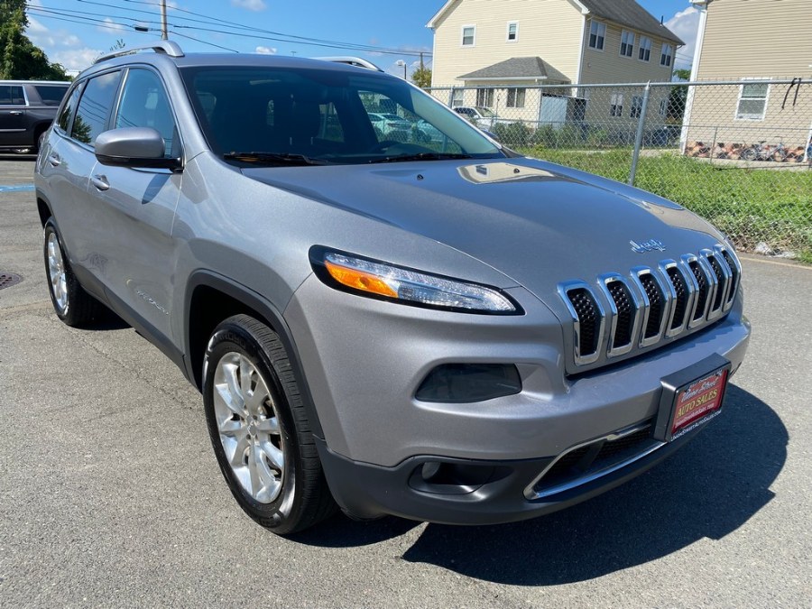 Used Jeep Cherokee 4WD 4dr Limited 2015 | Union Street Auto Sales. West Springfield, Massachusetts Used Jeep Cherokee 4WD 4dr Limited 2015 | Union Street Auto Sales. West Springfield, Massachusetts