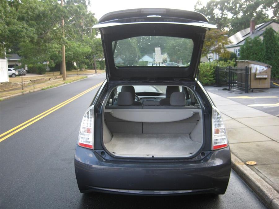 2010 Toyota Prius III 4dr Hatchback, available for sale in Massapequa, New York | Rite Choice Auto Inc.. Massapequa, New York 2010 Toyota Prius III 4dr Hatchback, available for sale in Massapequa, New York | Rite Choice Auto Inc.. Massapequa, New York