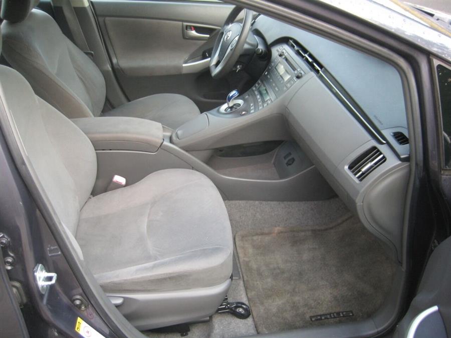 2010 Toyota Prius III 4dr Hatchback, available for sale in Massapequa, New York | Rite Choice Auto Inc.. Massapequa, New York 2010 Toyota Prius III 4dr Hatchback, available for sale in Massapequa, New York | Rite Choice Auto Inc.. Massapequa, New York