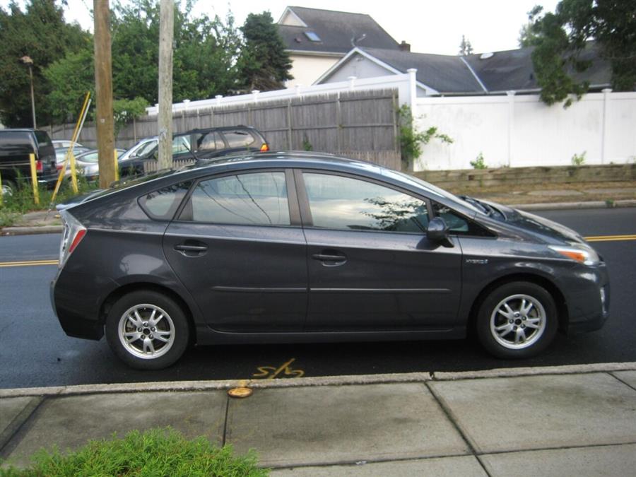 2010 Toyota Prius III 4dr Hatchback, available for sale in Massapequa, New York | Rite Choice Auto Inc.. Massapequa, New York 2010 Toyota Prius III 4dr Hatchback, available for sale in Massapequa, New York | Rite Choice Auto Inc.. Massapequa, New York