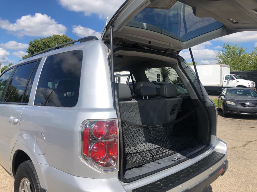 2007 Honda Pilot 4WD 4dr EX-L, available for sale in Beavercreek, Ohio | Wholesale Direct Motors. Beavercreek, Ohio 2007 Honda Pilot 4WD 4dr EX-L, available for sale in Beavercreek, Ohio | Wholesale Direct Motors. Beavercreek, Ohio