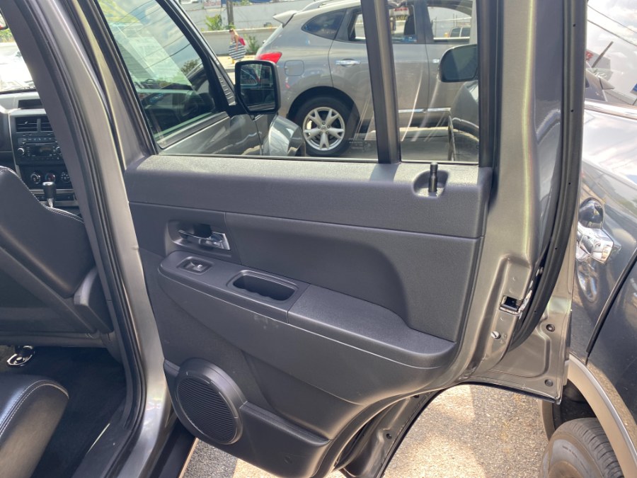 2012 Jeep Liberty 4WD 4dr Sport, available for sale in Middle Village, New York | Middle Village Motors . Middle Village, New York 2012 Jeep Liberty 4WD 4dr Sport, available for sale in Middle Village, New York | Middle Village Motors . Middle Village, New York