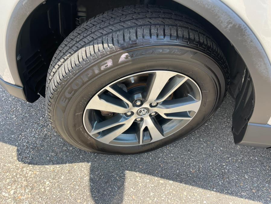 2017 Toyota RAV4 XLE AWD (Natl), available for sale in South Windsor, Connecticut | Mike And Tony Auto Sales, Inc. South Windsor, Connecticut 2017 Toyota RAV4 XLE AWD (Natl), available for sale in South Windsor, Connecticut | Mike And Tony Auto Sales, Inc. South Windsor, Connecticut