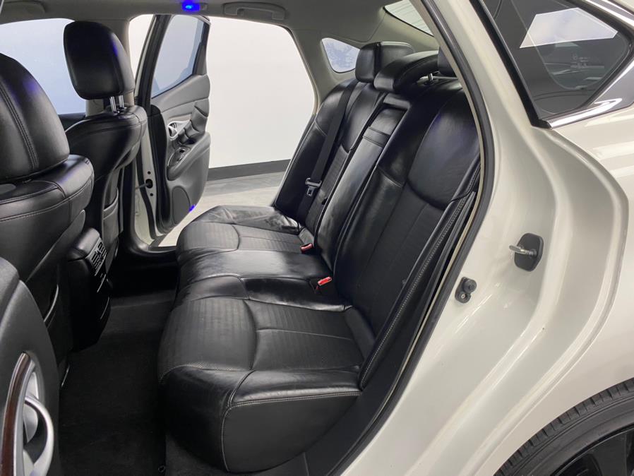 Used INFINITI M56 4dr Sdn RWD 2011 | M Auto Group. Elizabeth, New Jersey Used INFINITI M56 4dr Sdn RWD 2011 | M Auto Group. Elizabeth, New Jersey